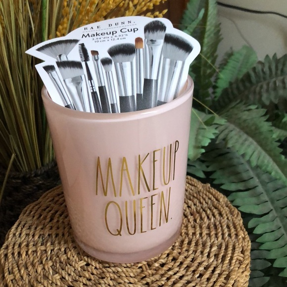 Rae Dunn Other - Rae Dunn MAKEUP QUEEN Makeup Cup